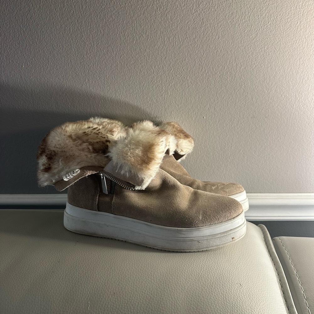 J Slides